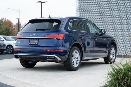 2022 Audi Q5 45 S line Premium