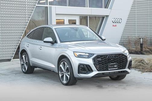 2023 Audi Q5 45 S line Premium Plus