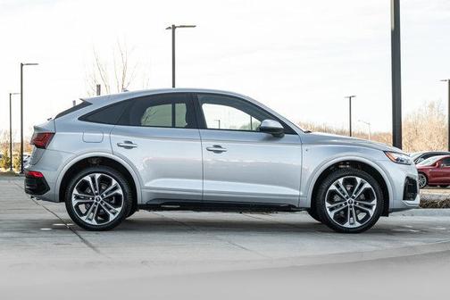 2023 Audi Q5 45 S line Premium Plus