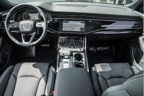 2025 Audi Q8 55 Prestige