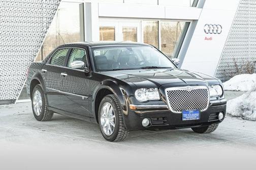 2010 Chrysler 300C Base
