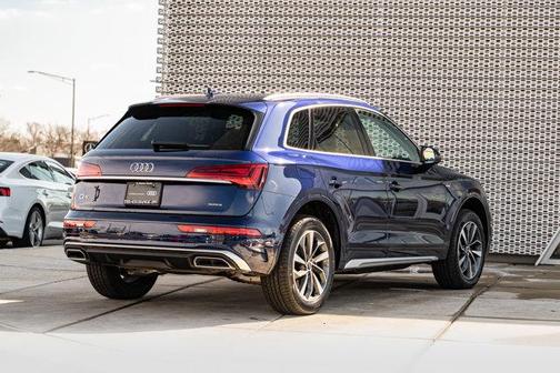 2023 Audi Q5 45 S line Premium