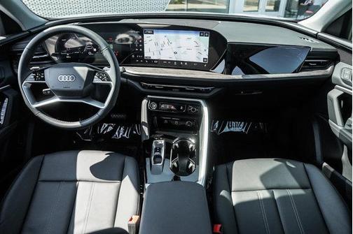 2025 Audi Q5 Premium Plus