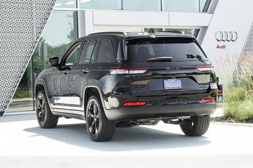 2023 Jeep Grand Cherokee Limited X