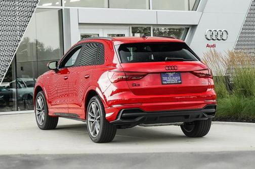 2025 Audi Q3 Premium 45 TFSI S line quattro Tiptronic