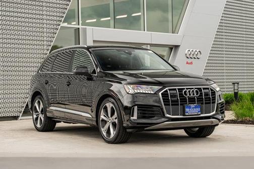 Mythos Black Metallic 2023 Audi Q7 55 Prestige
