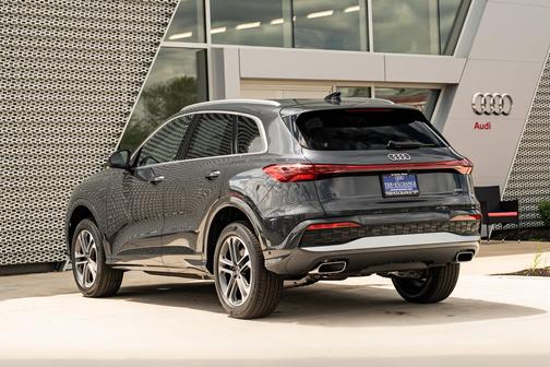 Tambora 2026 Audi Q5 Premium TFSI quattro S tronic