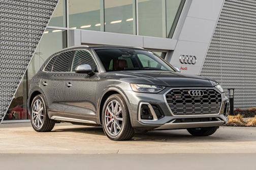 Daytona Gray Pearl Effect 2021 Audi SQ5 3.0T Premium Plus