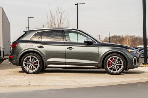 Daytona Gray Pearl Effect 2021 Audi SQ5 3.0T Premium Plus