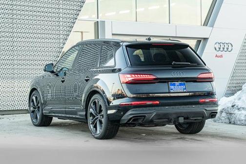 2026 Audi Q7 55 Premium Plus
