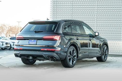 2026 Audi Q7 55 Premium Plus