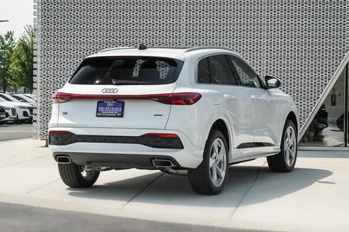 2025 Audi Q5 Premium Plus