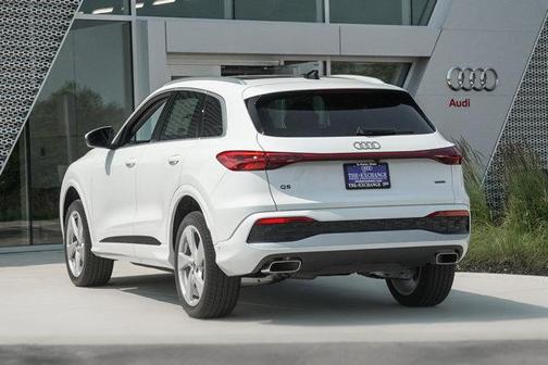 2025 Audi Q5 Premium Plus