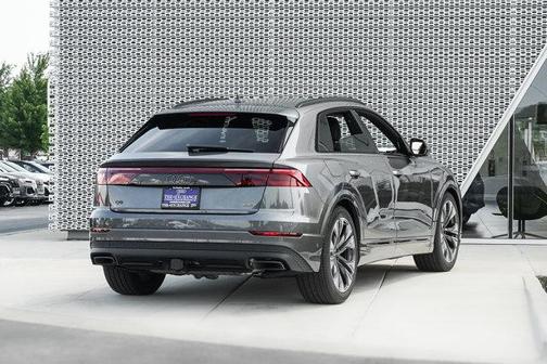 2025 Audi Q8 55 Premium Plus
