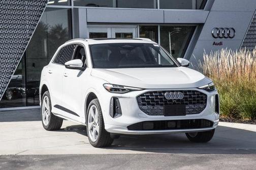 2025 Audi Q5 Premium Plus