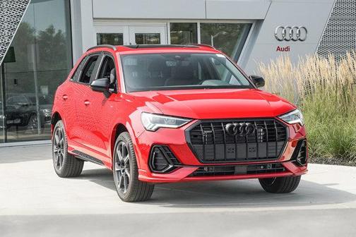 2025 Audi Q3 45 S line Premium Plus