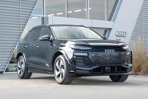 2025 Audi Q6 e-tron Premium Plus quattro