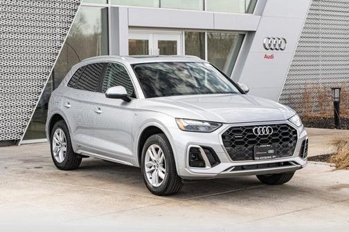 2022 Audi Q5 45 S line Premium