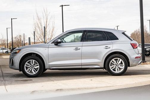 2022 Audi Q5 45 S line Premium