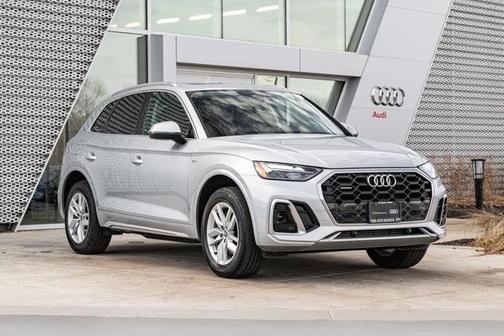 2022 Audi Q5 45 S line Premium