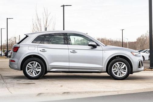 2022 Audi Q5 45 S line Premium