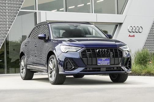 2025 Audi Q3 Premium 45 TFSI S line quattro Tiptronic