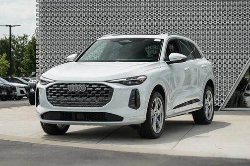 2025 Audi Q5 Premium Plus