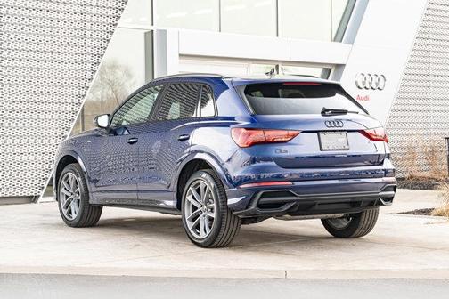 2025 Audi Q3 Premium 45 TFSI S line quattro Tiptronic