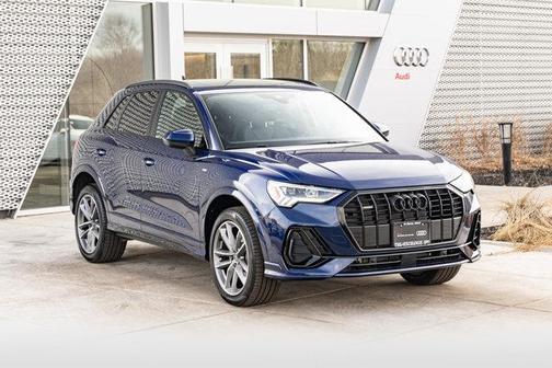 2025 Audi Q3 Premium 45 TFSI S line quattro Tiptronic