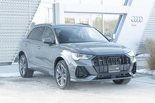 2025 Audi Q3 Premium 45 TFSI S line quattro Tiptronic