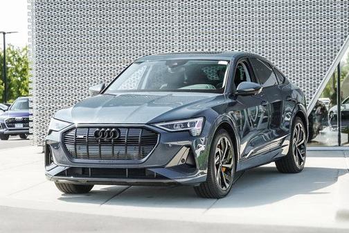 2022 Audi e-tron Sportback S line Premium Plus