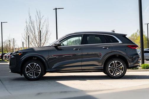 Tambora Gray Metallic 2025 Audi Q5 Premium TFSI quattro S tronic