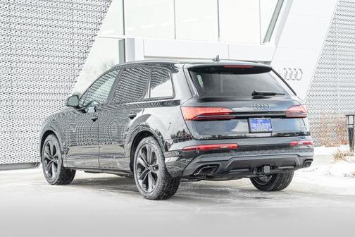2026 Audi Q7 55 Premium Plus