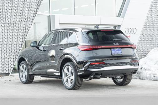 2025 Audi Q5 Premium Plus TFSI quattro S tronic
