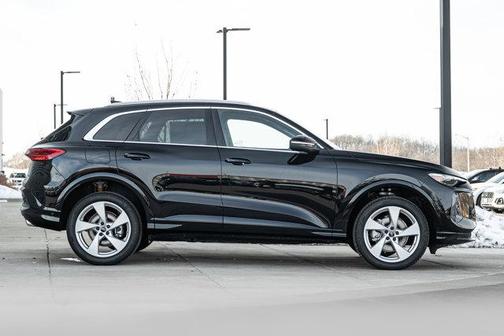 2025 Audi Q5 Premium Plus TFSI quattro S tronic