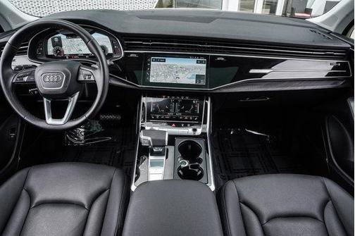 2022 Audi Q7 55 Prestige