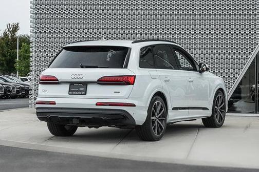 2022 Audi Q7 55 Prestige