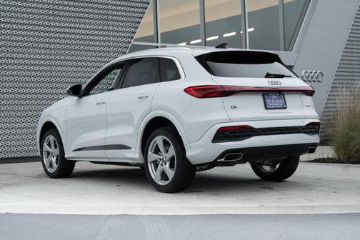 2025 Audi Q5 Premium Plus TFSI quattro S tronic