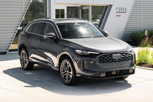 Gray Metallic 2025 Audi Q5 Premium Plus TFSI quattro S tronic