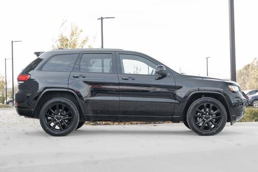 2021 Jeep Grand Cherokee Laredo