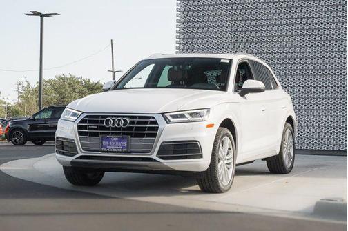 2018 Audi Q5 2.0T Premium Plus