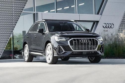 2024 Audi Q3 45 S line Premium Plus