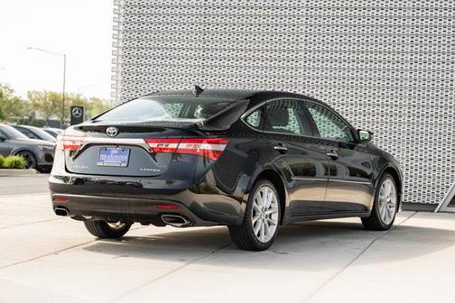 Attitude Black Metallic 2013 Toyota Avalon Limited