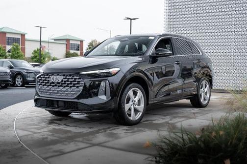 2025 Audi Q5 Premium Plus TFSI quattro S tronic