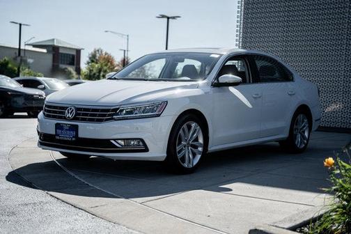2018 Volkswagen Passat 2.0T SE