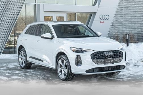 2025 Audi Q5 Premium Plus TFSI quattro S tronic