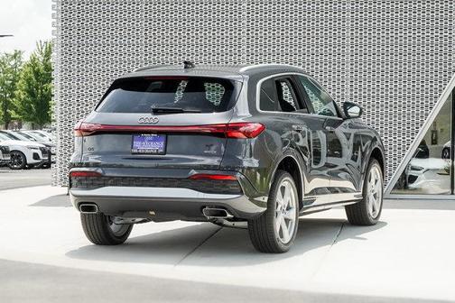 2025 Audi Q5 Premium Plus