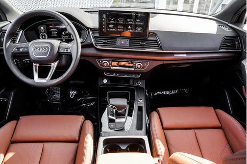 2024 Audi Q5 55 S line Premium