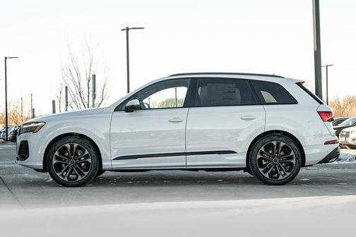 2026 Audi Q7 55 Premium Plus