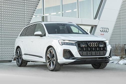 2026 Audi Q7 55 Premium Plus
